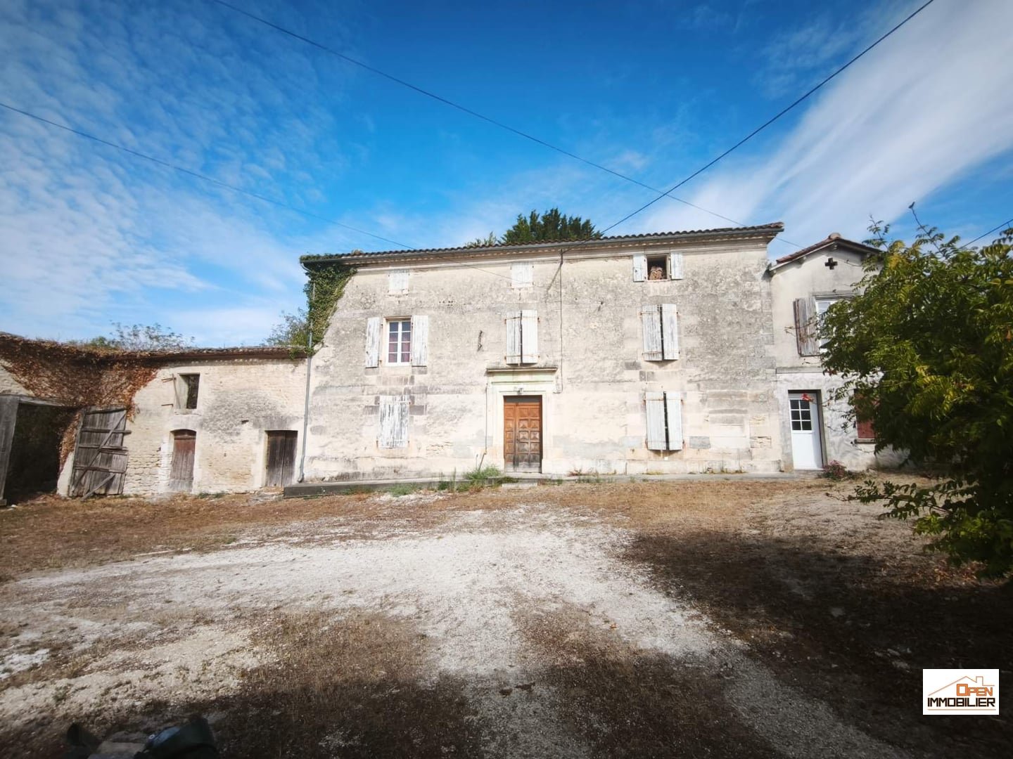 Maison à vendre, 211m², Saint-Genis-d'Hiersac