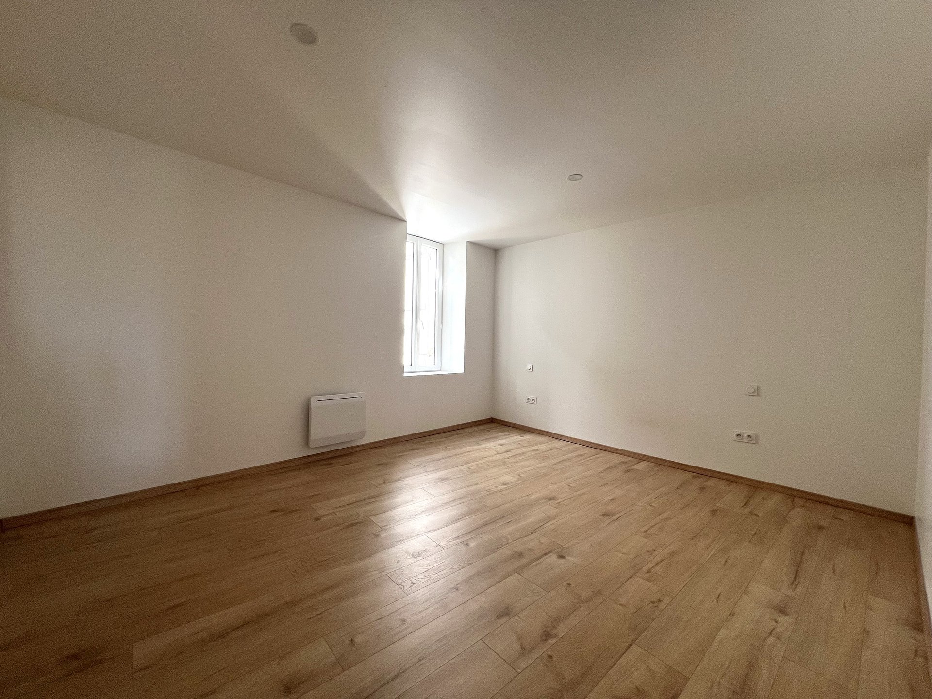 Maison à louer, 63m², Cancon