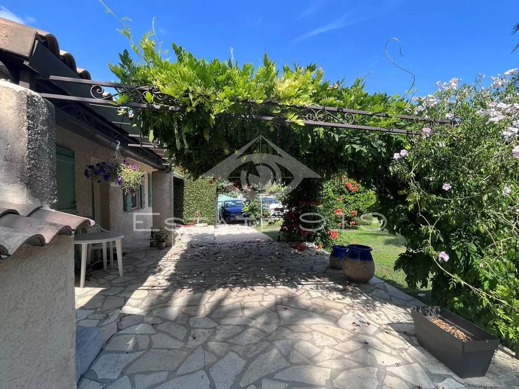 Maison à vendre, 116m², Grasse