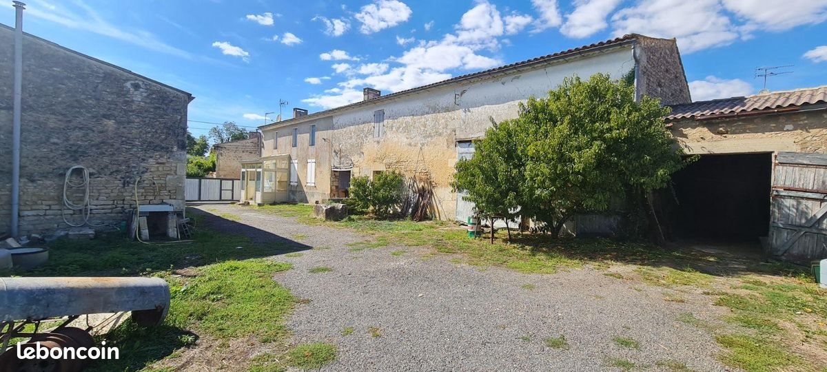 Maison à vendre, 78m², Corme-Royal