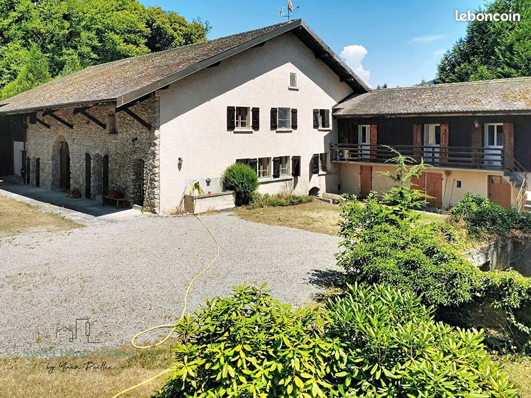 Maison à vendre, 420m², Armoy