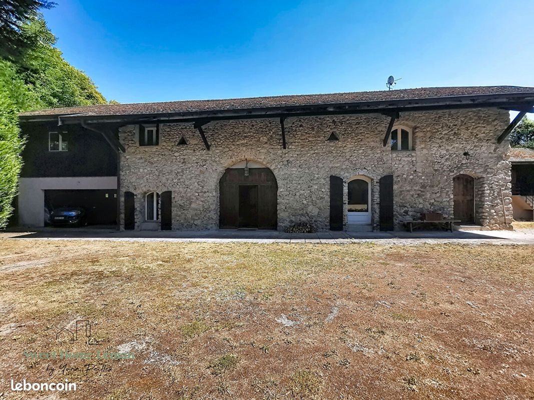 Maison à vendre, 420m², Armoy