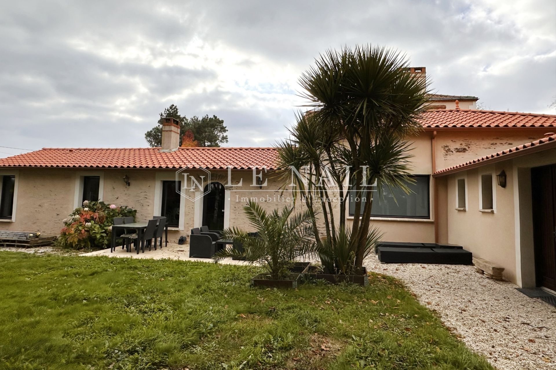 Maison à vendre, 540m², Le Loroux-Bottereau