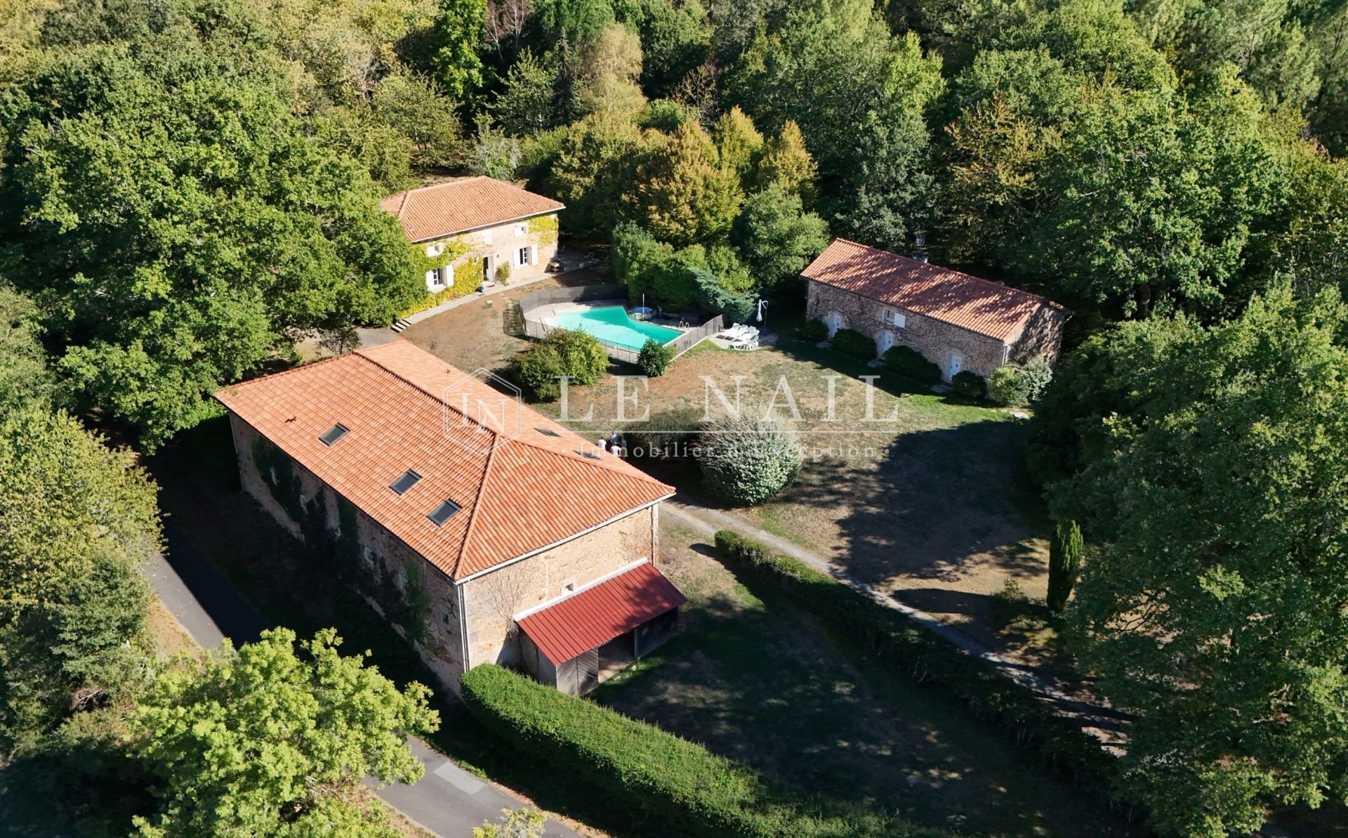 Maison à vendre, 350m², La Rochefoucauld-en-Angoumois