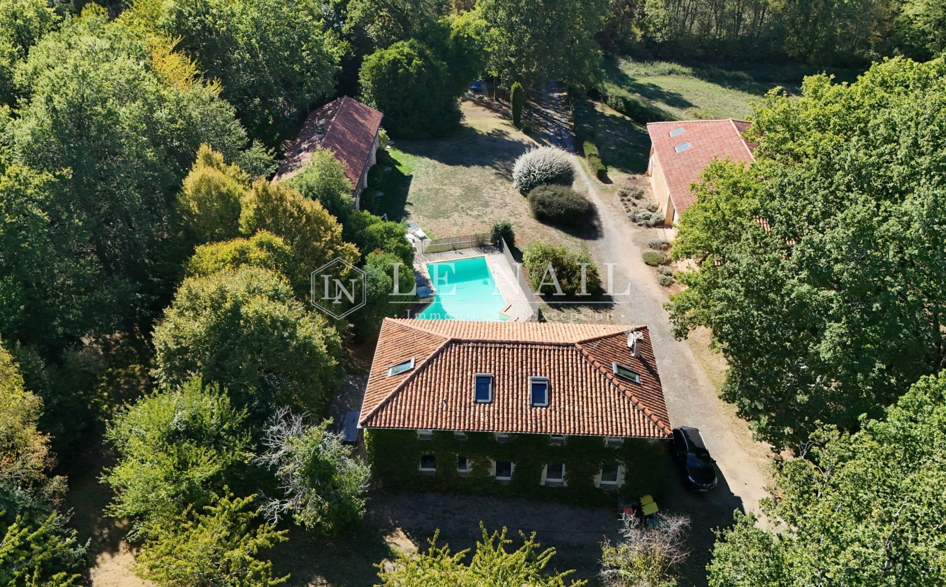Maison à vendre, 350m², La Rochefoucauld-en-Angoumois