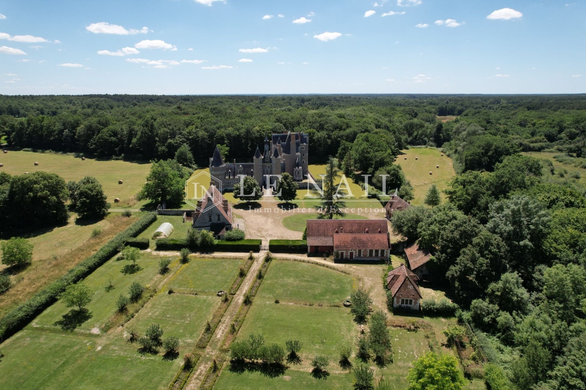 Maison à vendre, 420m², Romorantin-Lanthenay
