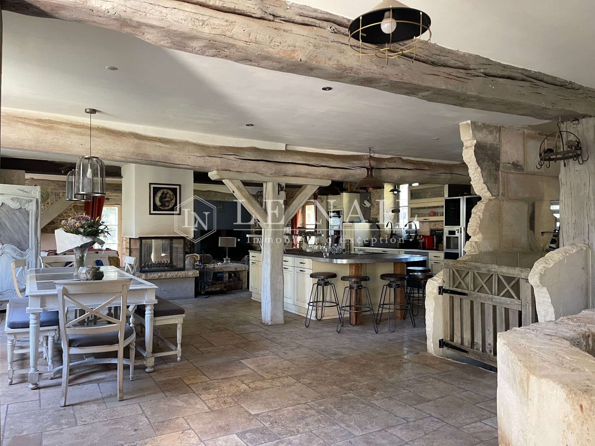 Maison à vendre, 600m², Crépy-en-Valois
