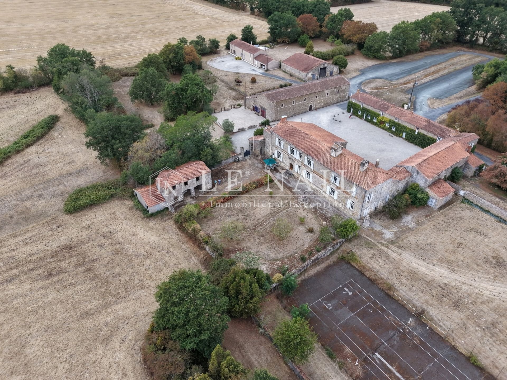 Maison à vendre, 550m², La Roche-sur-Yon