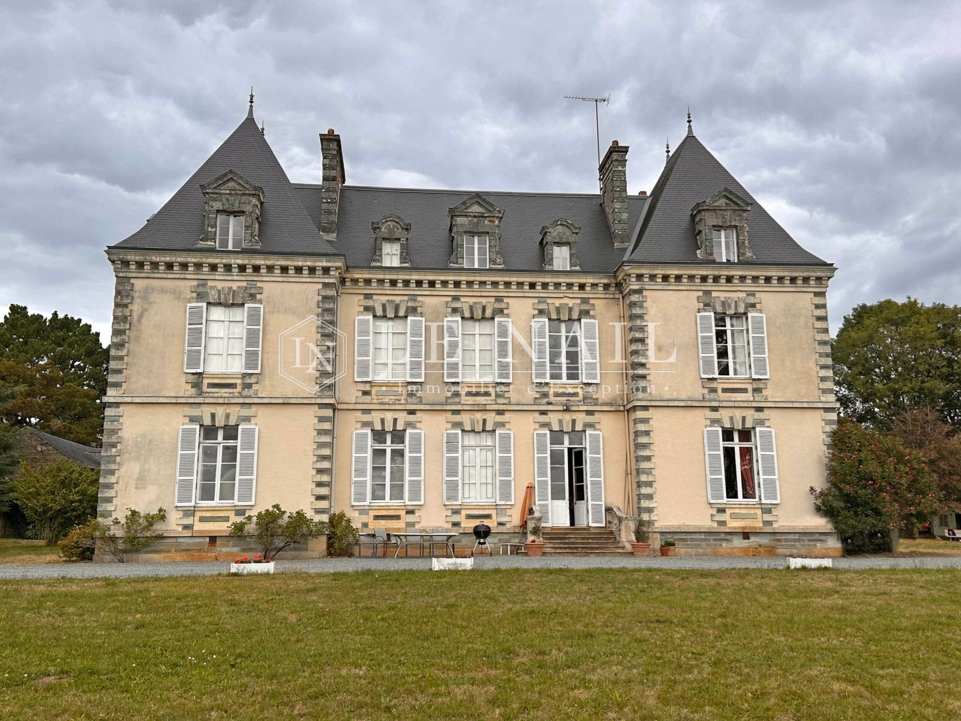 Maison à vendre, 820m², Saint-Martin-sur-Oust