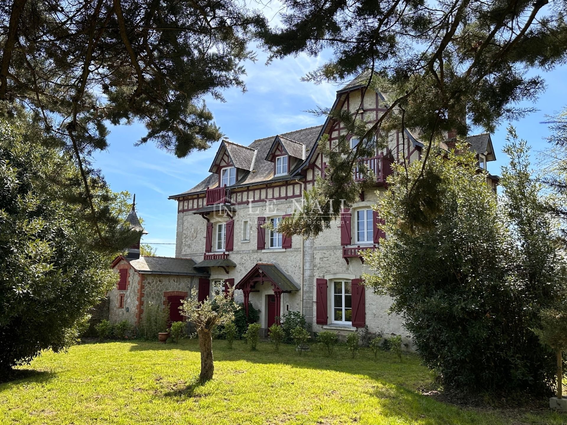 Maison à vendre, 216m², Saint-Michel-Chef-Chef