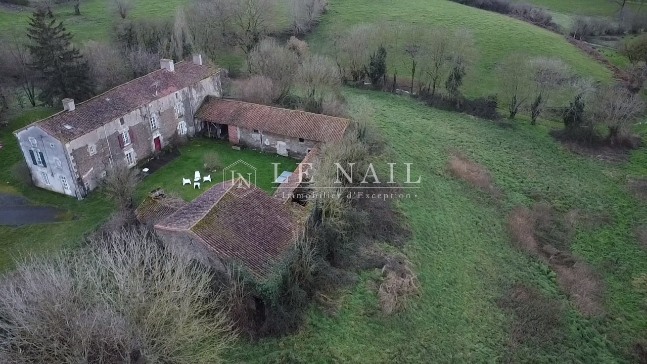 Maison à vendre, 190m², Bazoges-en-Pareds