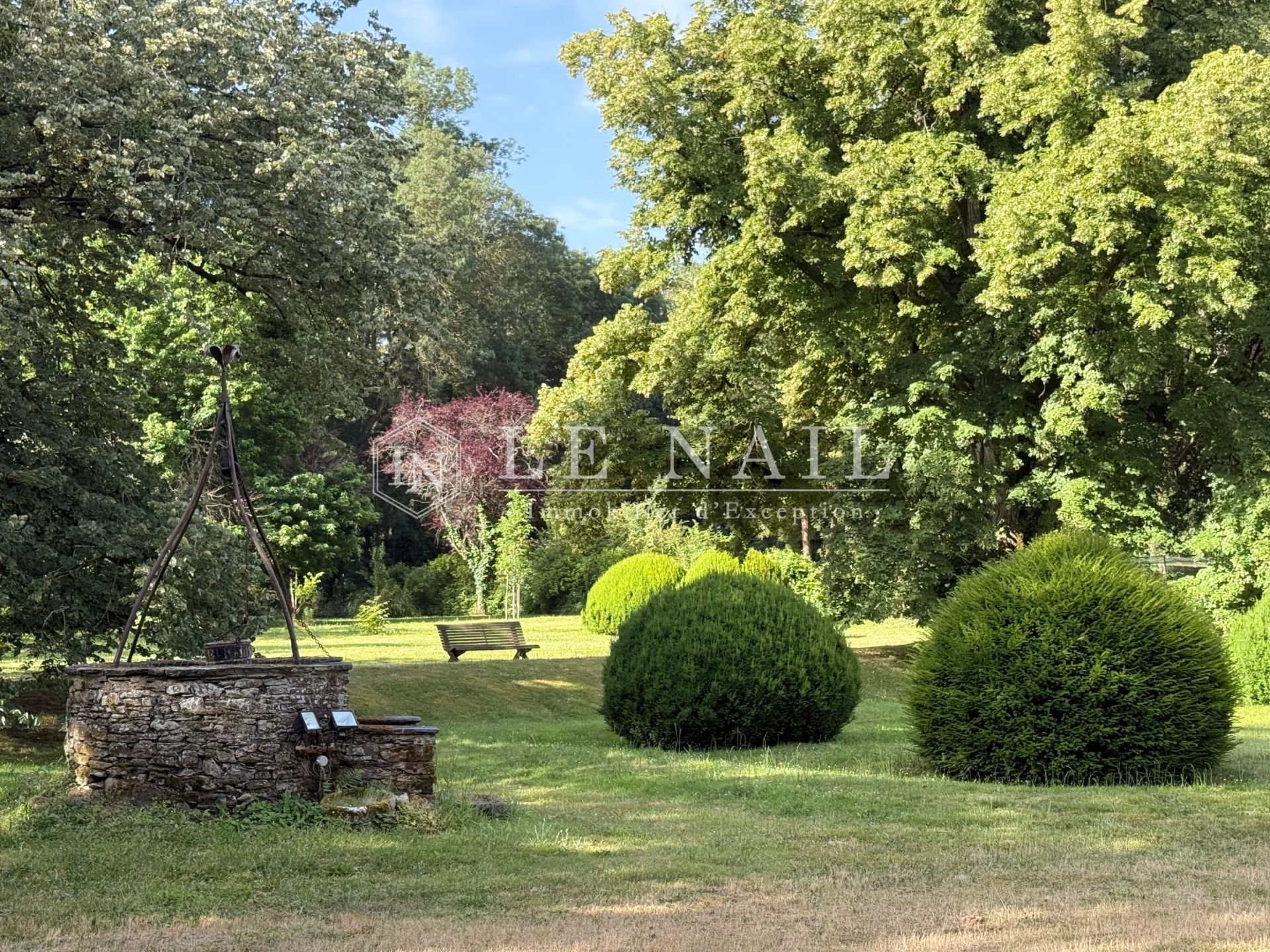Maison à vendre, 800m², Le Lion-d'Angers