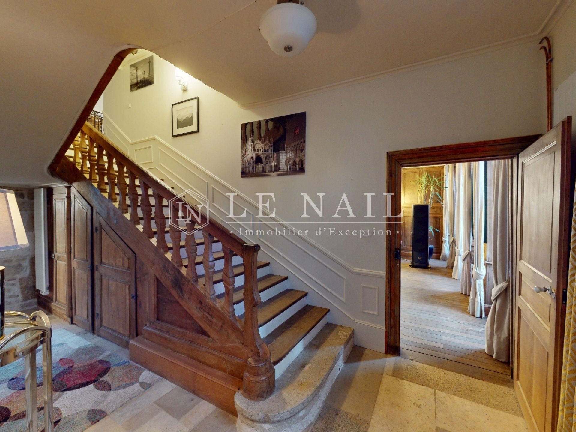 Maison à vendre, 335m², Neuvy-Saint-Sépulchre