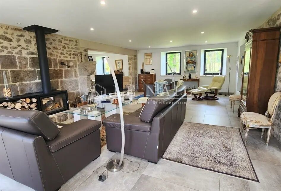 Maison à vendre, 388m², Saint-Bonnet-le-Château
