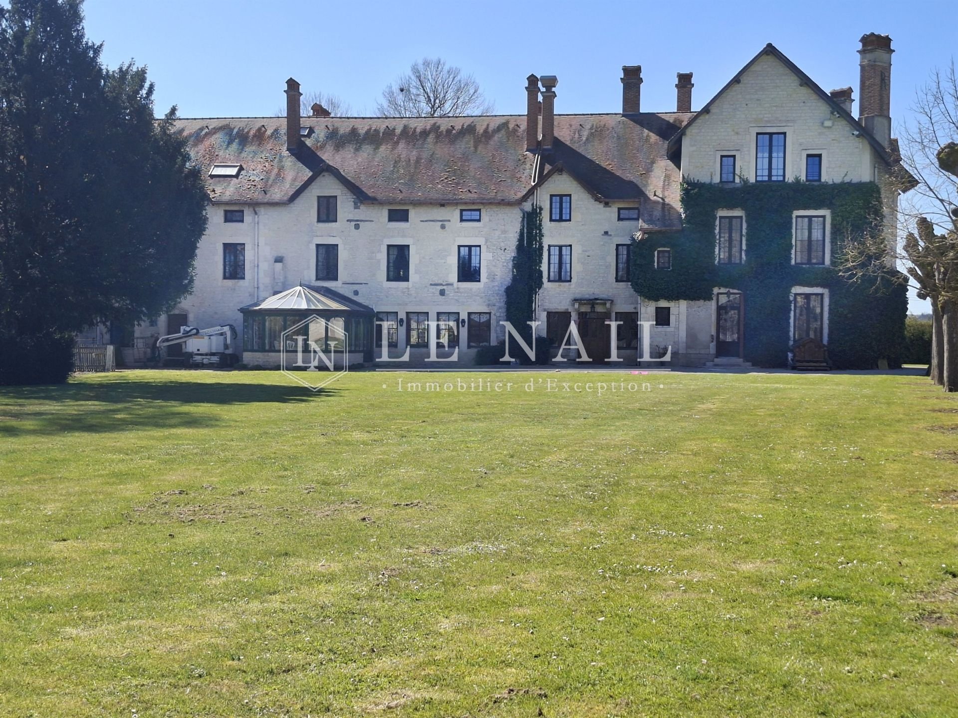 Maison à vendre, 850m², Châteauvillain