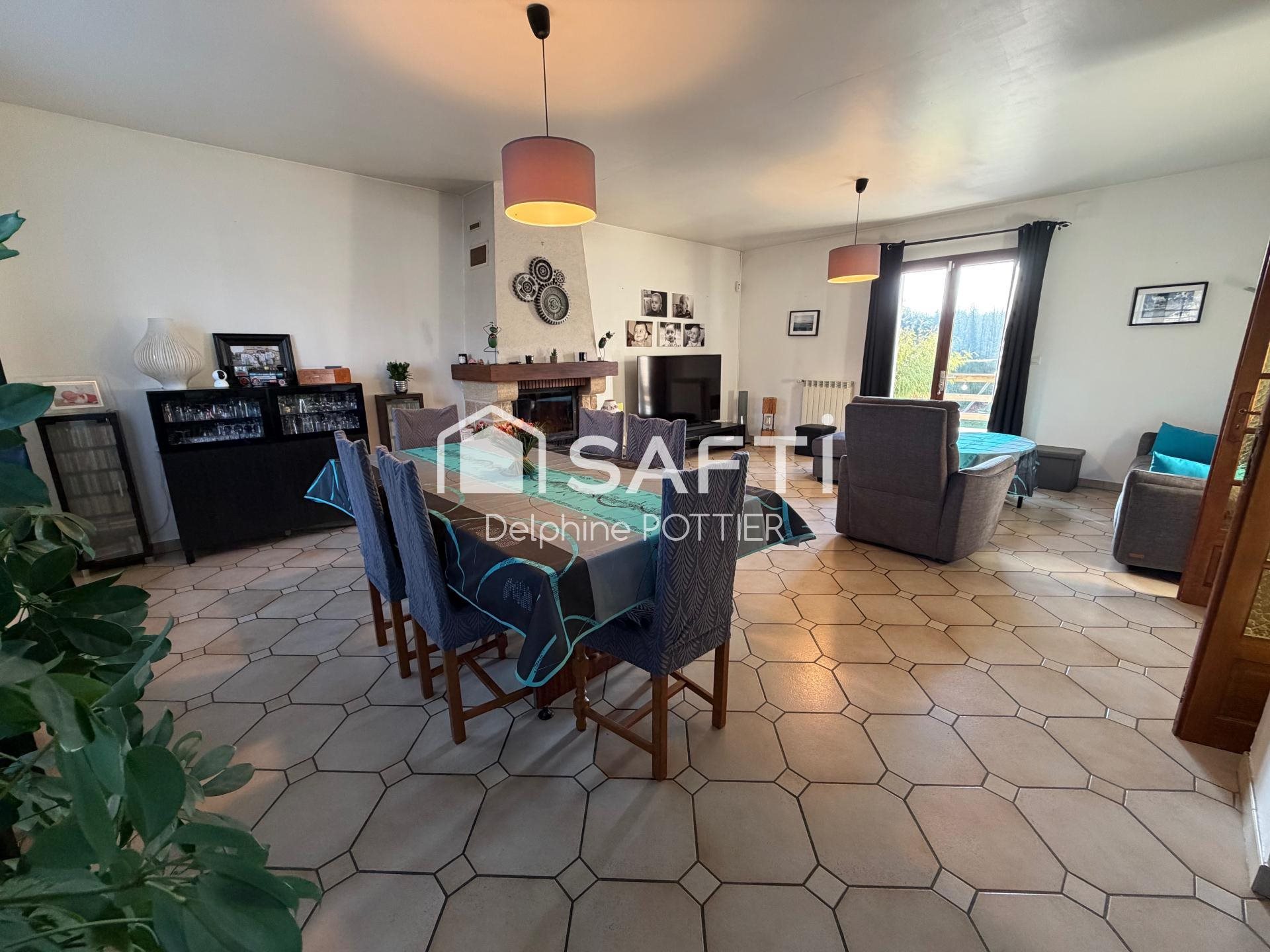 Maison à vendre, 151m², Crépy-en-Valois