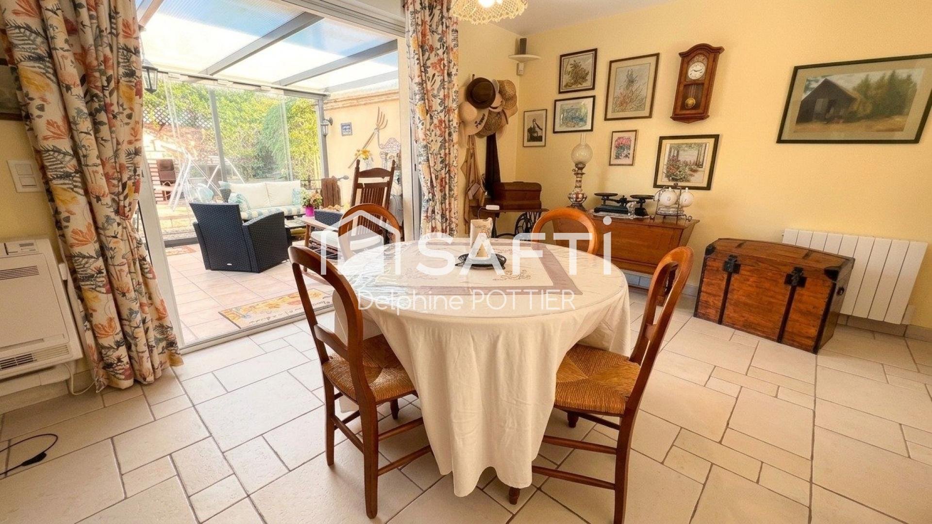Maison à vendre, 275m², Crépy-en-Valois