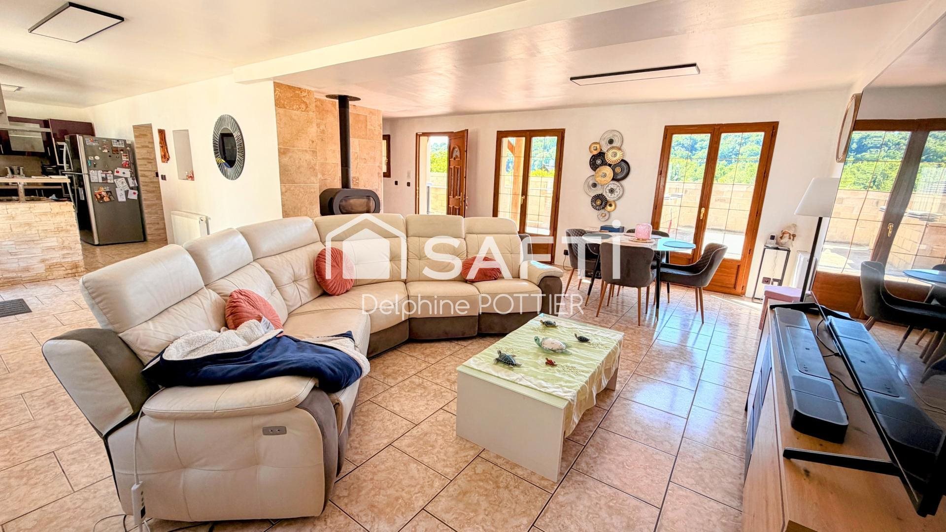 Maison à vendre, 138m², Crépy-en-Valois