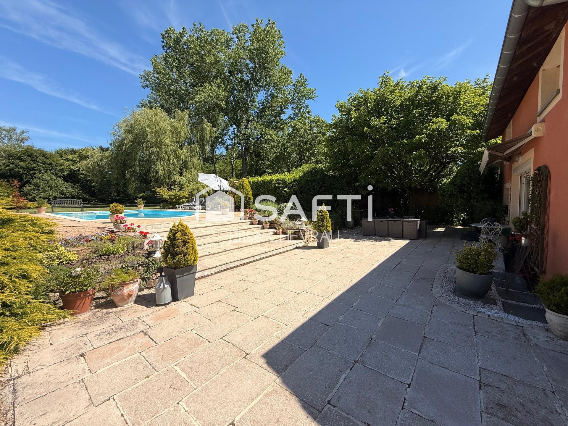 Maison à vendre, 165m², Reyssouze
