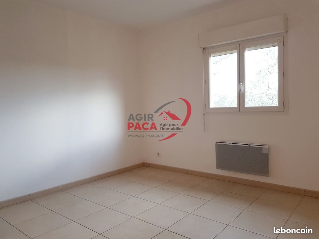 Appartement à louer, 45m², Montauroux