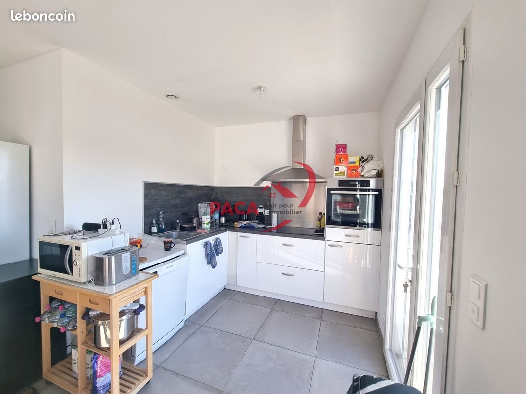 Appartement à louer, 68m², Callian