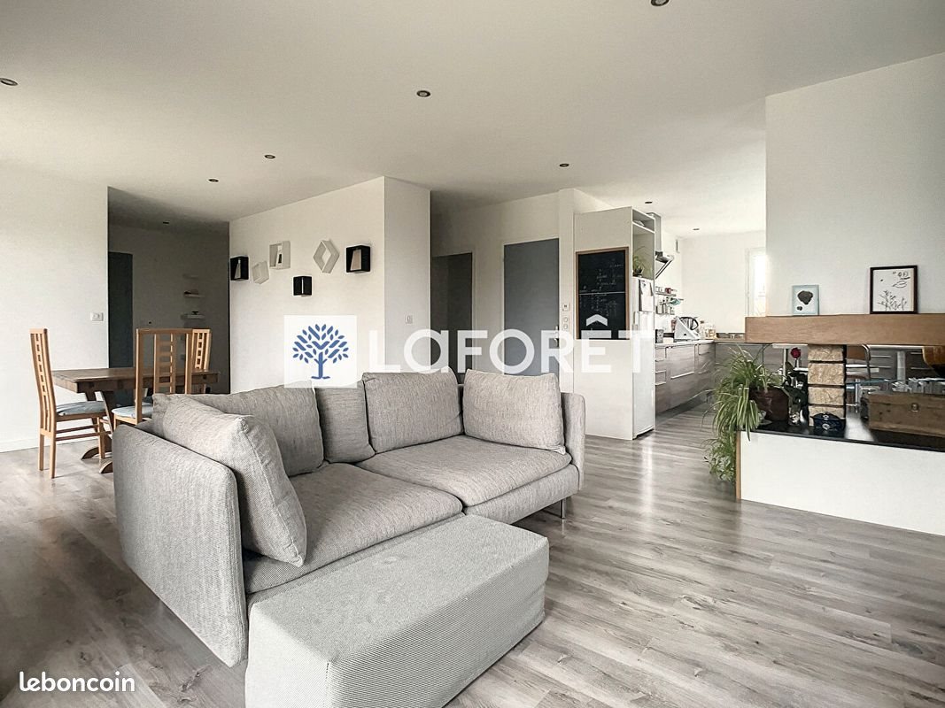 Maison à louer, 130m², Bressuire