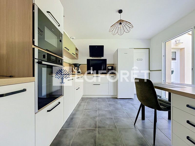 Maison à vendre, 101m², Bressuire