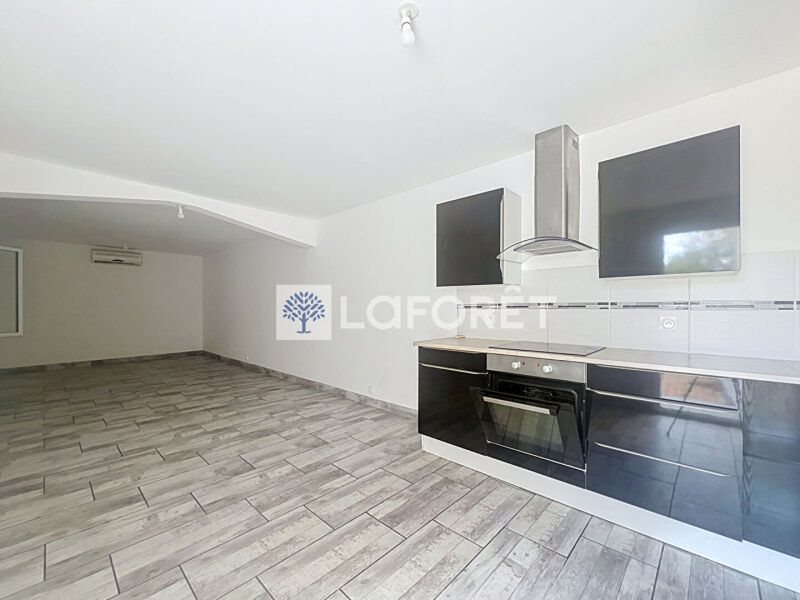 Maison à louer, 97m², Faye-l'Abbesse