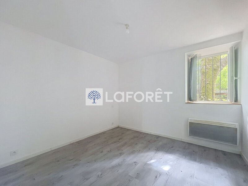 Maison à louer, 97m², Faye-l'Abbesse