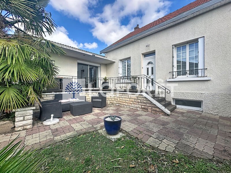 Maison à vendre, 149m², Bressuire