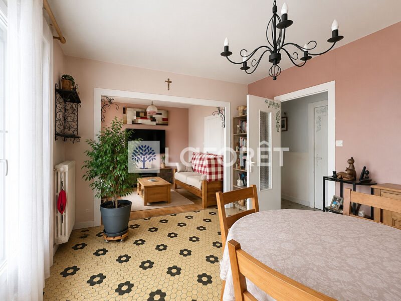 Maison à vendre, 78m², Louzy