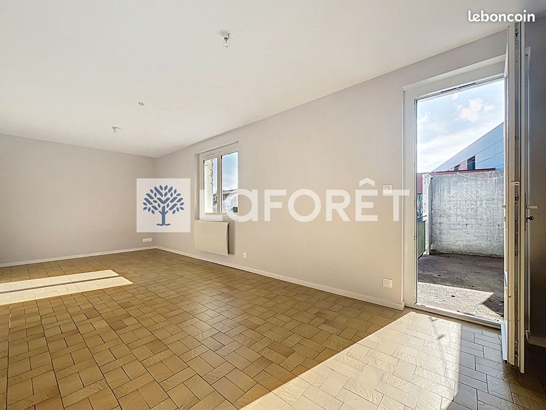 Appartement à louer, 85m², Moncoutant