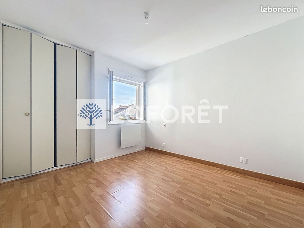 Appartement à louer, 85m², Moncoutant
