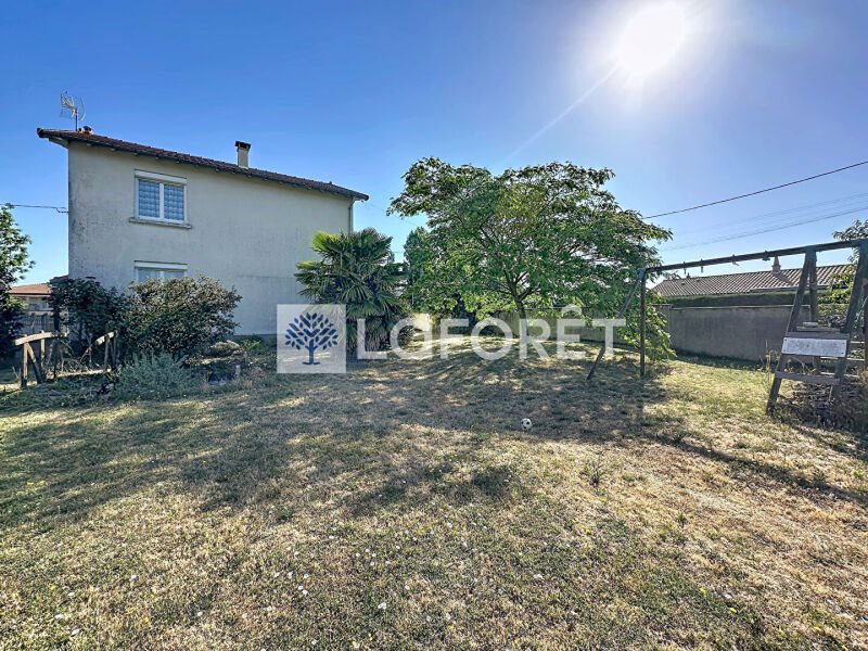 Maison à vendre, 121m², Saint-Varent
