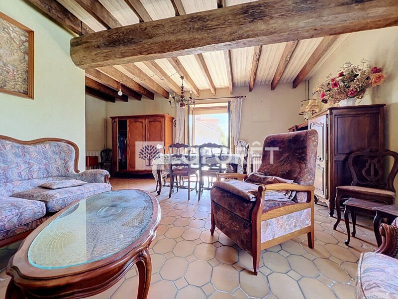 Maison à vendre, 137m², Clessé