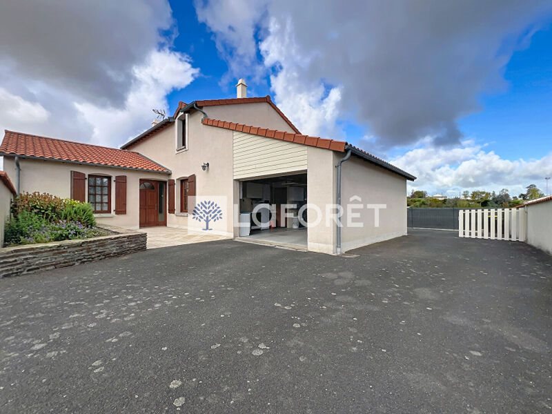 Maison à vendre, 146m², La Chapelle-Saint-Laurent