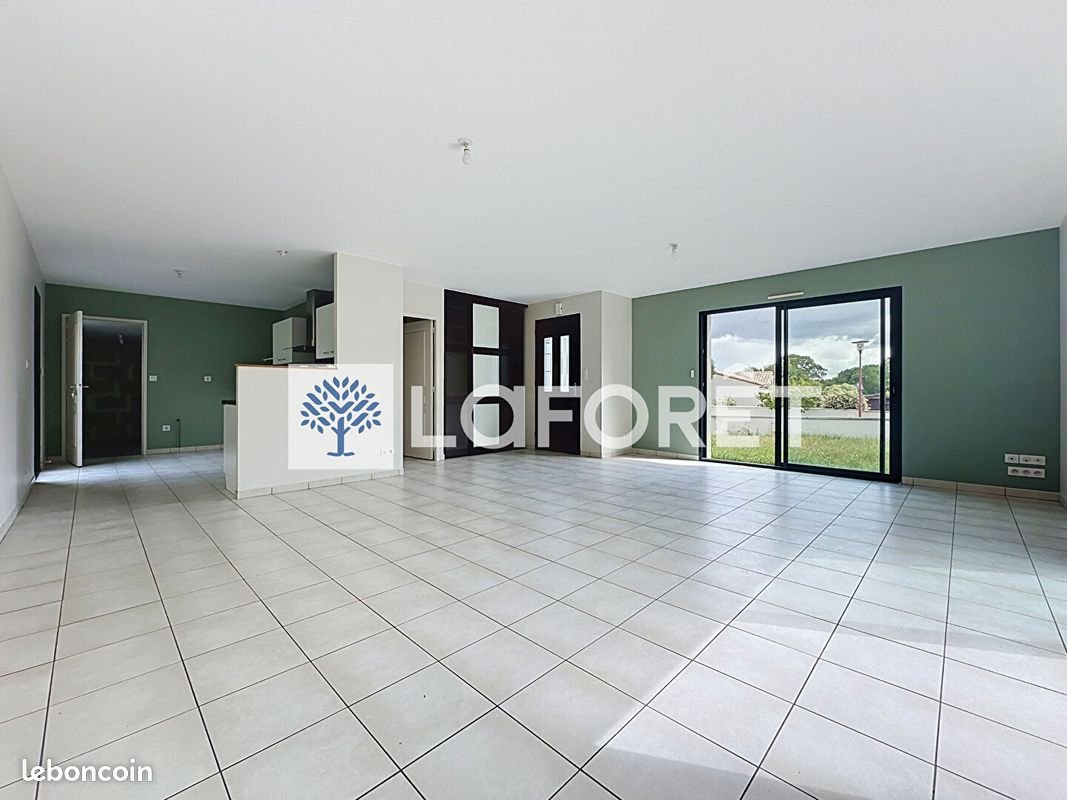 Maison à louer, 105m², Bressuire