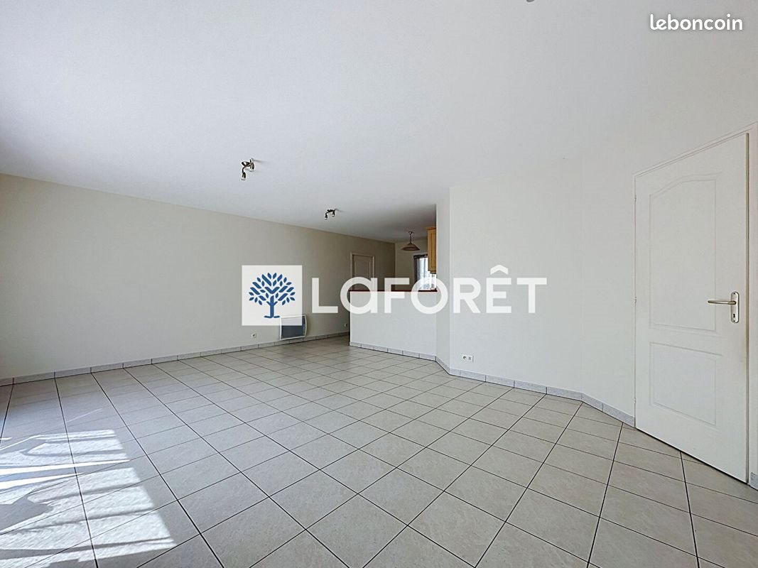 Maison à louer, 75m², Saint-Aubin-du-Plain