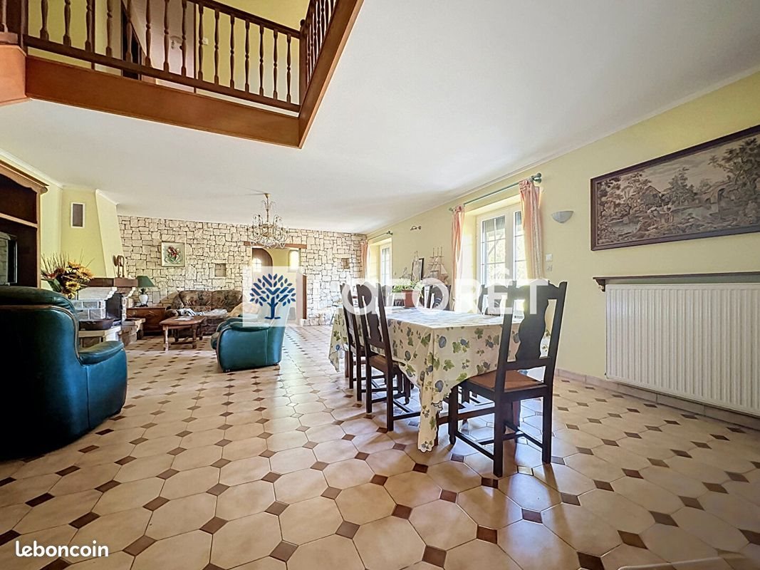 Maison à vendre, 153m², Combrand