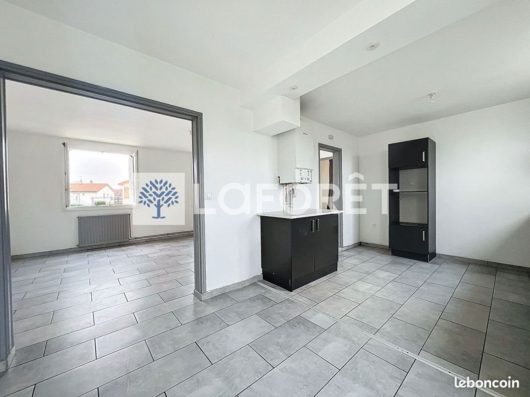 Maison à louer, 102m², Thouars