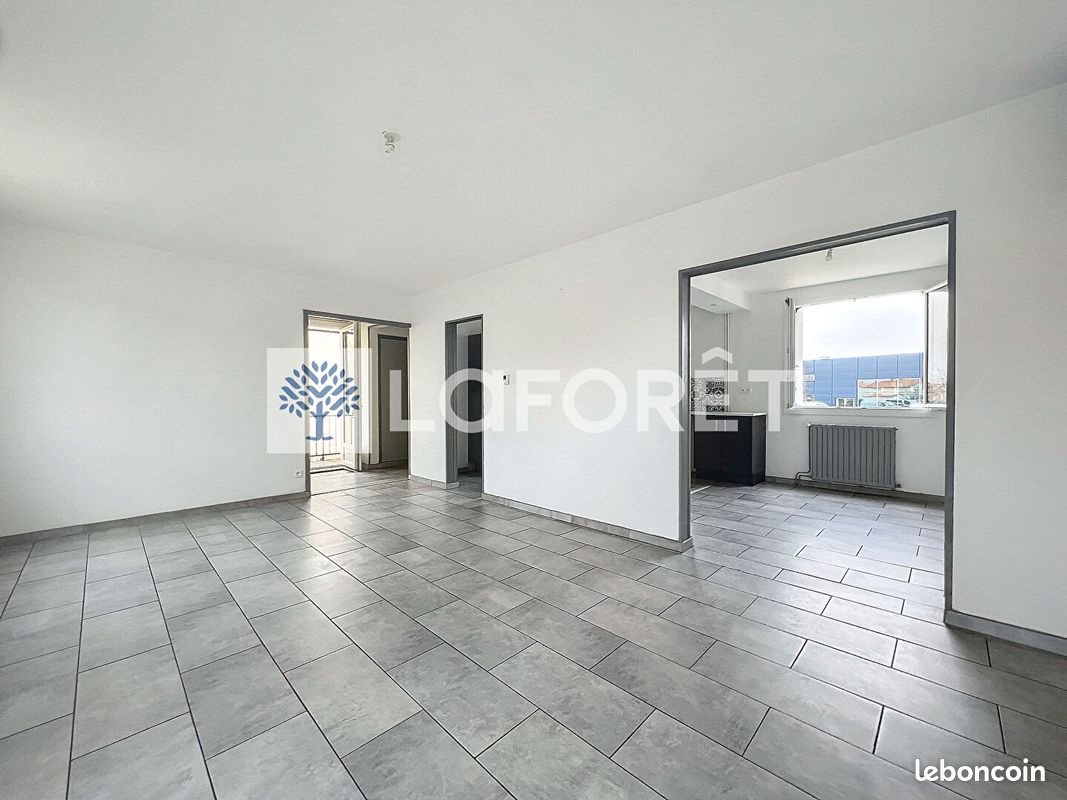Maison à louer, 102m², Thouars