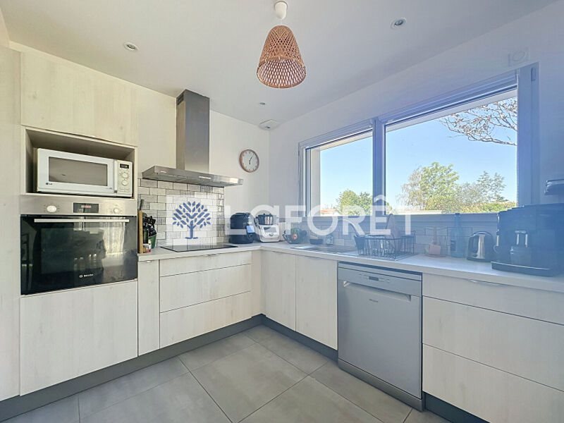 Maison à louer, 91m², Bressuire