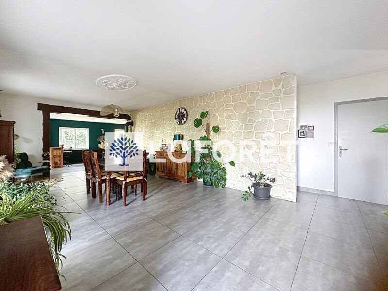 Maison à vendre, 185m², Saint-Loup-Lamairé