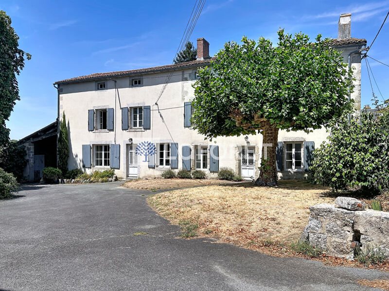 Maison à vendre, 293m², Neuvy-Bouin