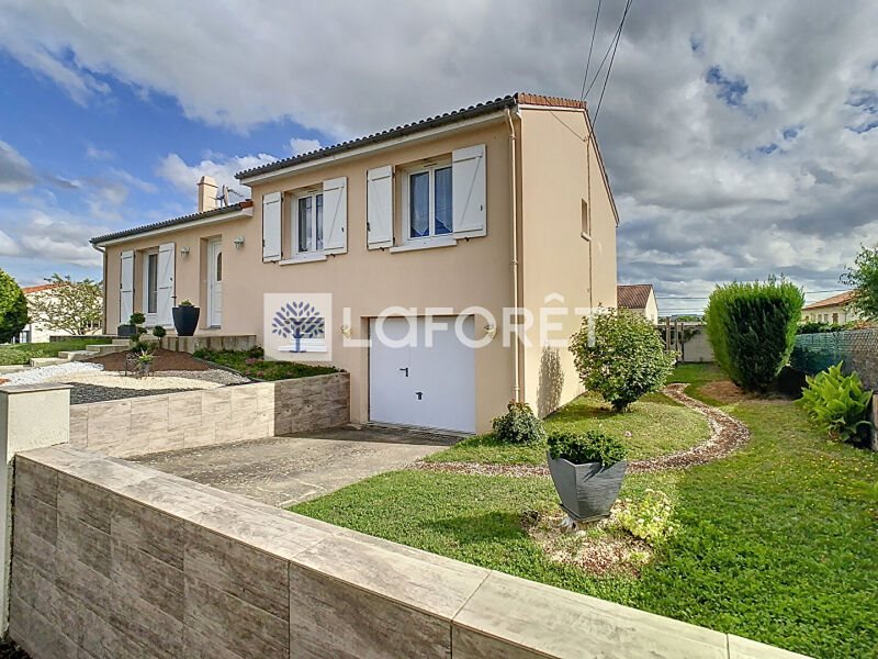 Maison à vendre, 99m², Nueil-les-Aubiers