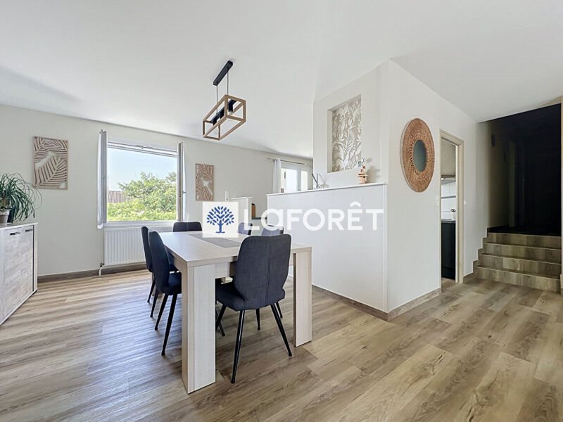 Maison à vendre, 99m², Nueil-les-Aubiers