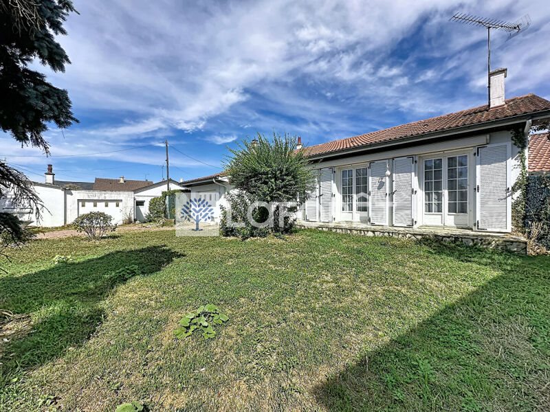 Maison à vendre, 93m², Saint-Varent