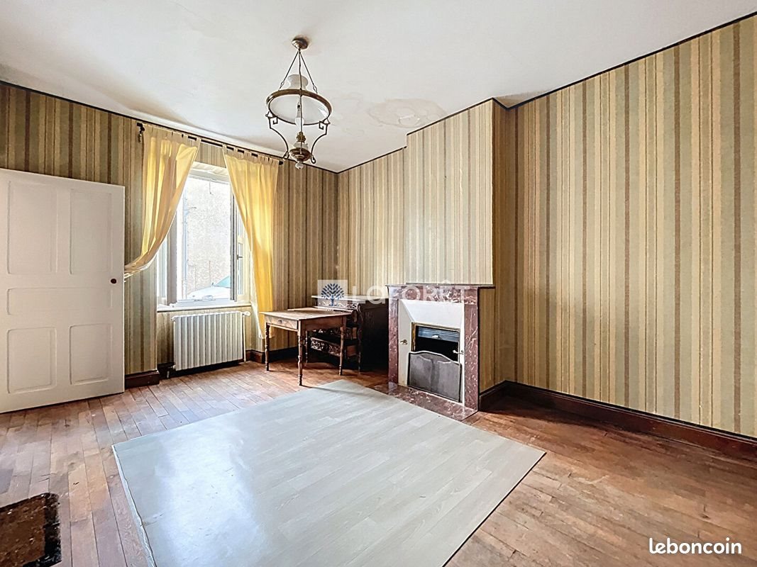Maison à vendre, 139m², Nueil-les-Aubiers