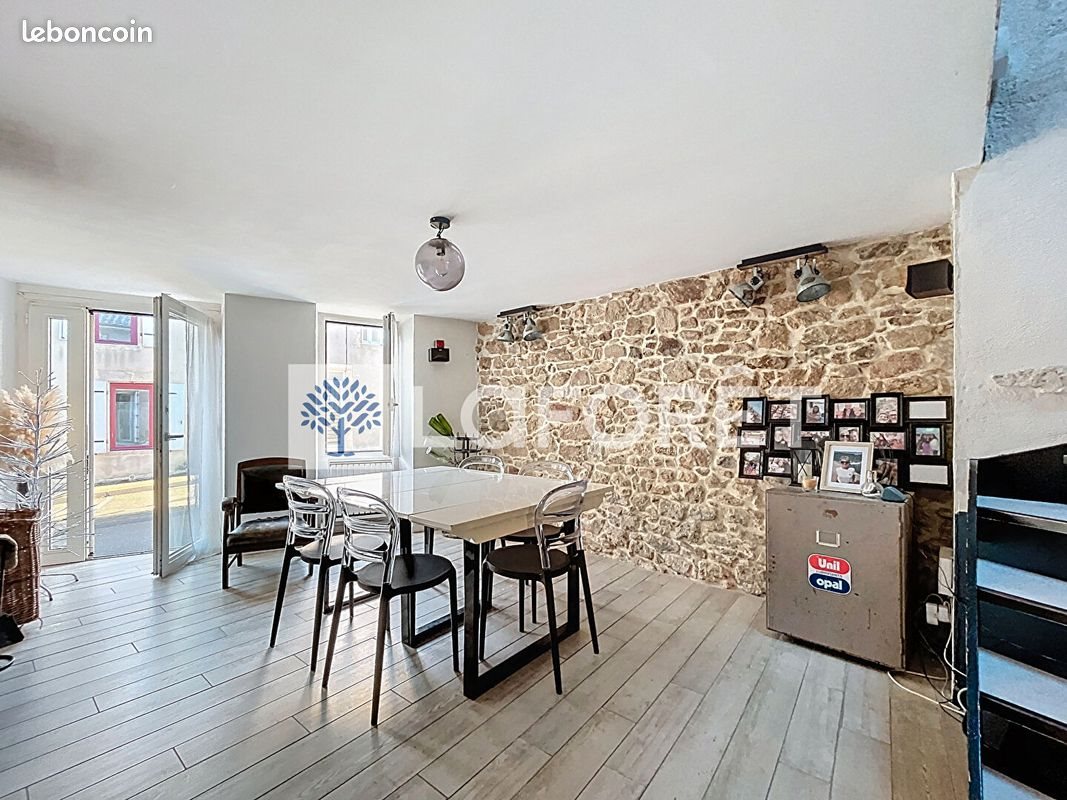 Maison à vendre, 163m², Bressuire
