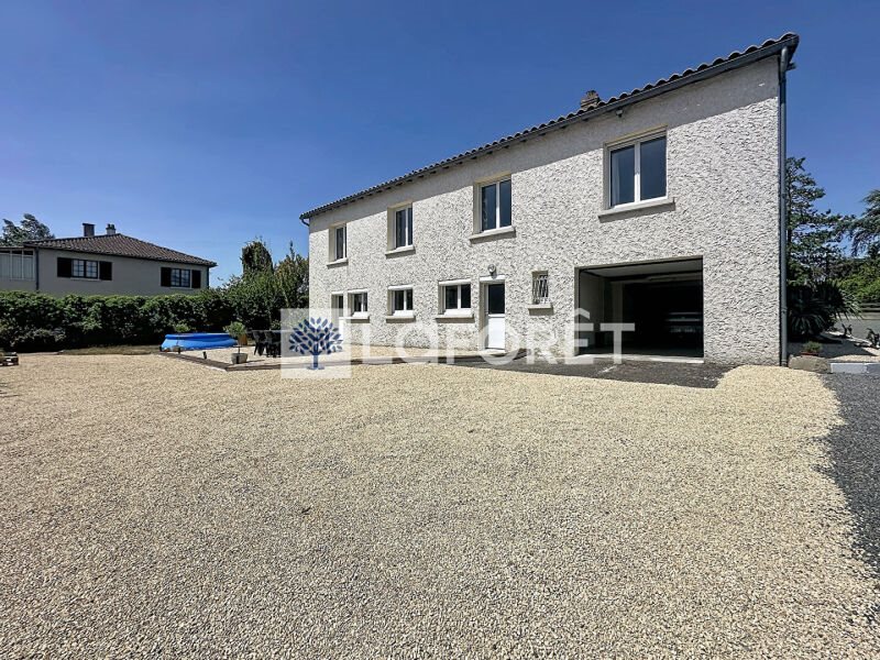 Maison à vendre, 186m², Bressuire